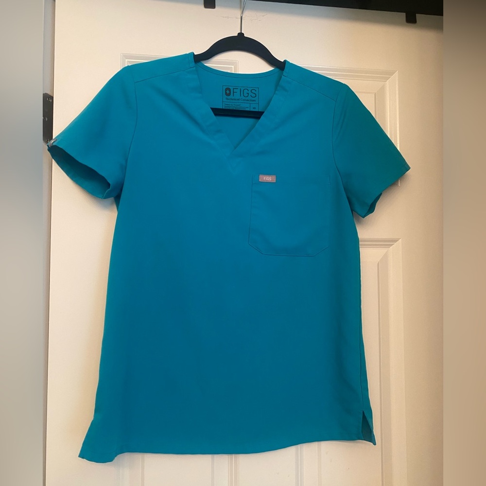 Figs Teal one pocket scrub top